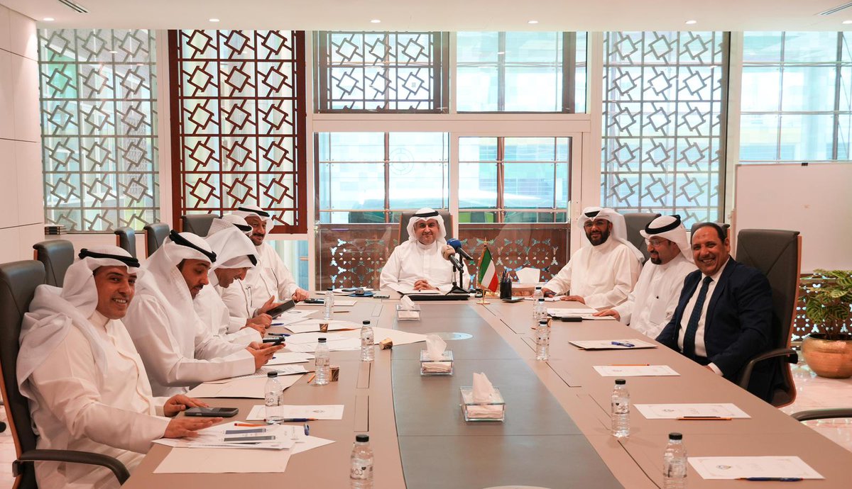 kuna_ar's tweet photo. وزير العدل المستشار ناصر السميط يعلن إطلاق المرحلة الثالثة من الخطة الوطنية لتحديث المنظومة التشريعية التي تستهدف إضافة 150 قانونا جديدا على أن تستكمل أعمالها في ديسمبر 2027

- المرحلة تستهدف حماية الأسرة واستقرار المعاملات وتحسين بيئة الأعمال إلى جانب تعزيز كفاءة مؤسسات الدولة وجودة الخدمات القانونية والعدلية

https://t.co/dxJ4JGPyhW

#كونا #الكويت