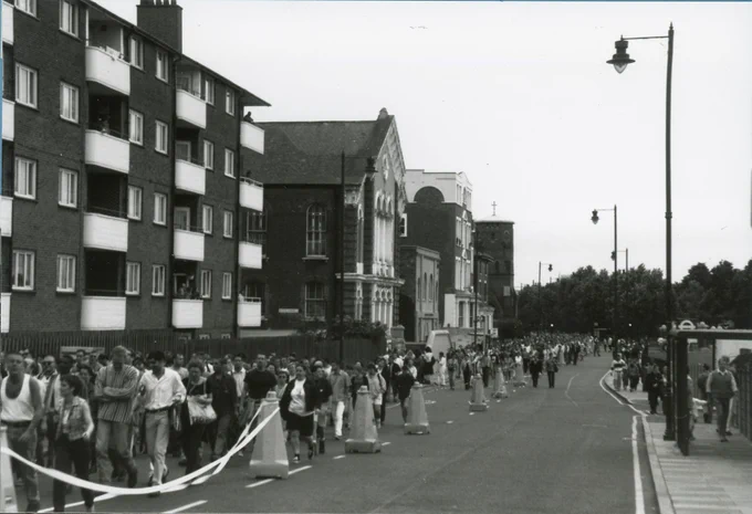 Grove Road, 1995