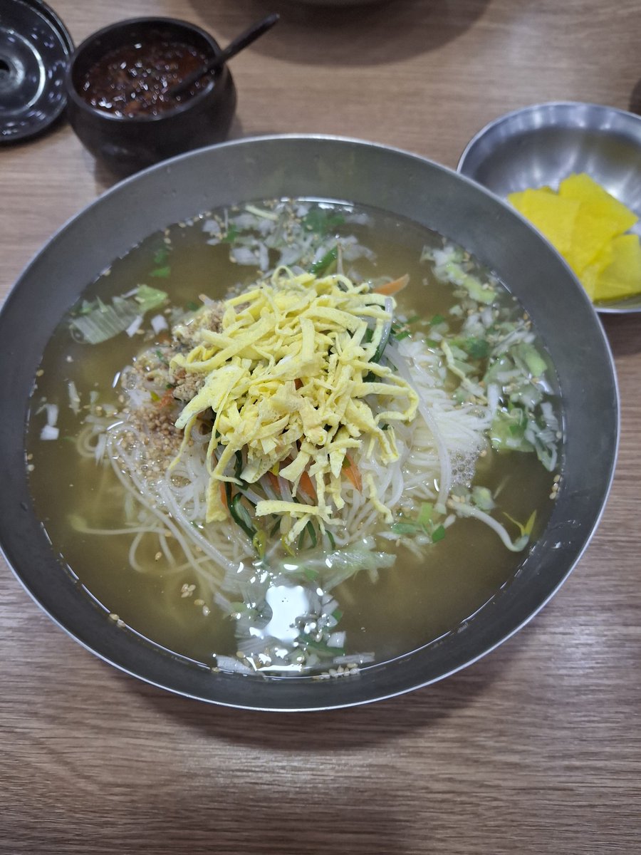 jessical3071's tweet photo. 맛있는  #국수    역쉬👍👍🤗🤗 https://t.co/lWOneSyi1L