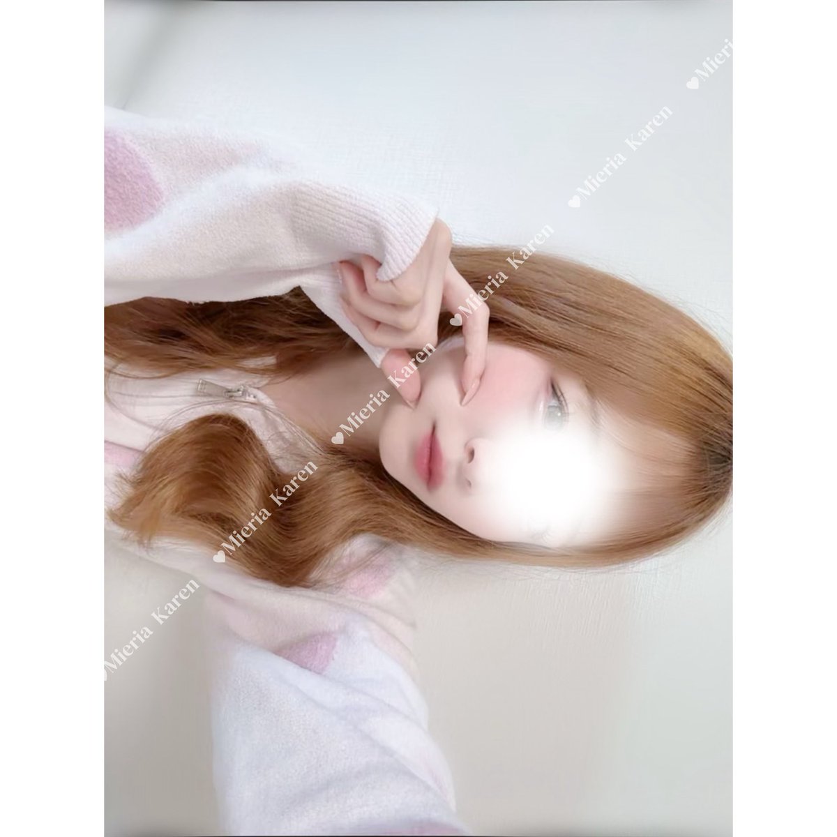 22Krnchan's tweet photo. まともに寝れず、ご飯も食べれずでどうかなるかも☺️🙏🏻
ロングで頑張ってる女の子たちほんとにすごい🥺

今日も26:00まで❕明日お昼出勤したら
たくさんねれる！ https://t.co/UOK1x2MGnZ