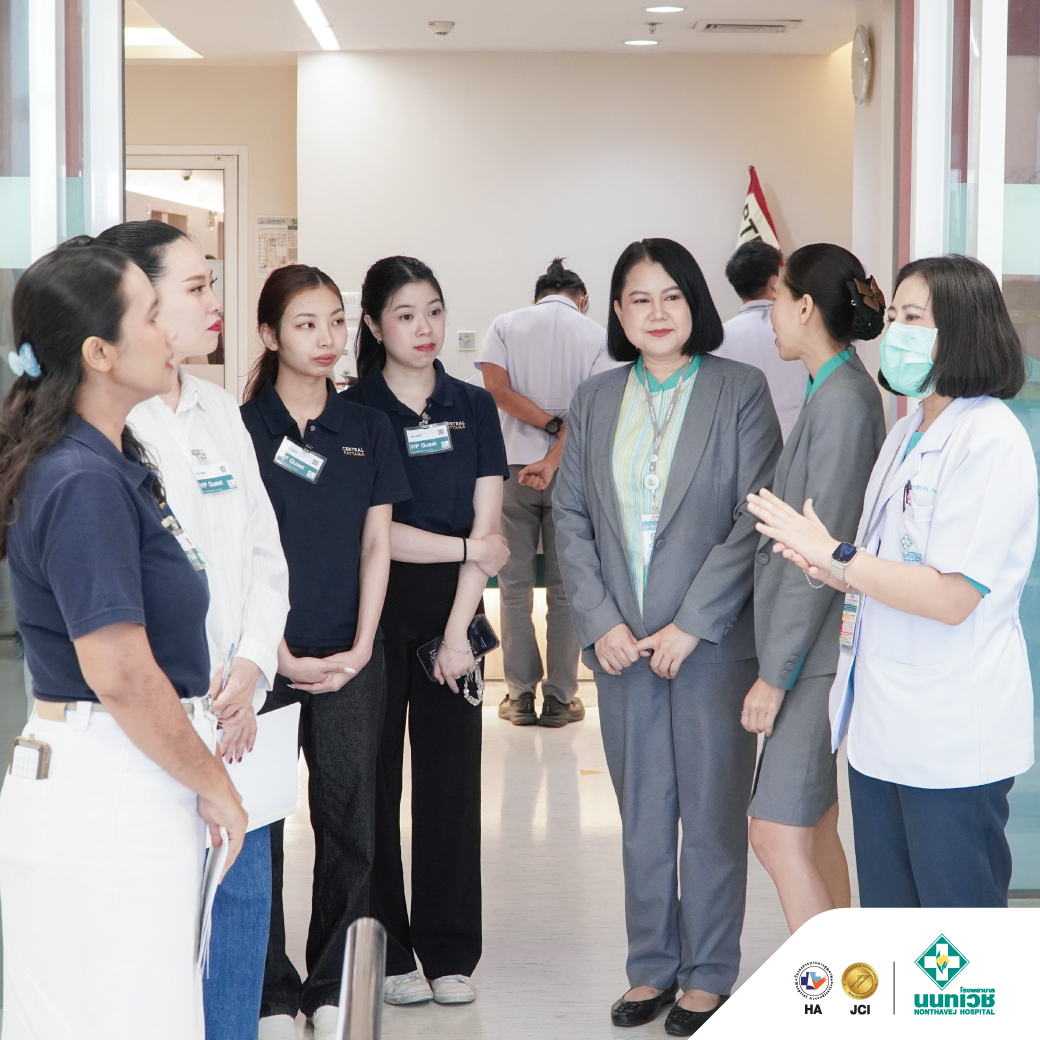 NTV_Hospital's tweet photo. 💚เรื่องสุขภาพ...เราพร้อมดูแล

รพ.นนทเวช สานต่อความร่วมมือพันธมิตร Central Northville ต้อนรับทีม Customer Experience เข้าเยี่ยมชมกระบวนการบริการ เพื่อยกระดับการประสานงานและการดูแลสุขภาพอย่างต่อเนื่อง

อ่านต่อ: https://t.co/eKIliVslGs

#Nonthavej #นนทเวช #CentralNorthville https://t.co/GSZKTeRuKz