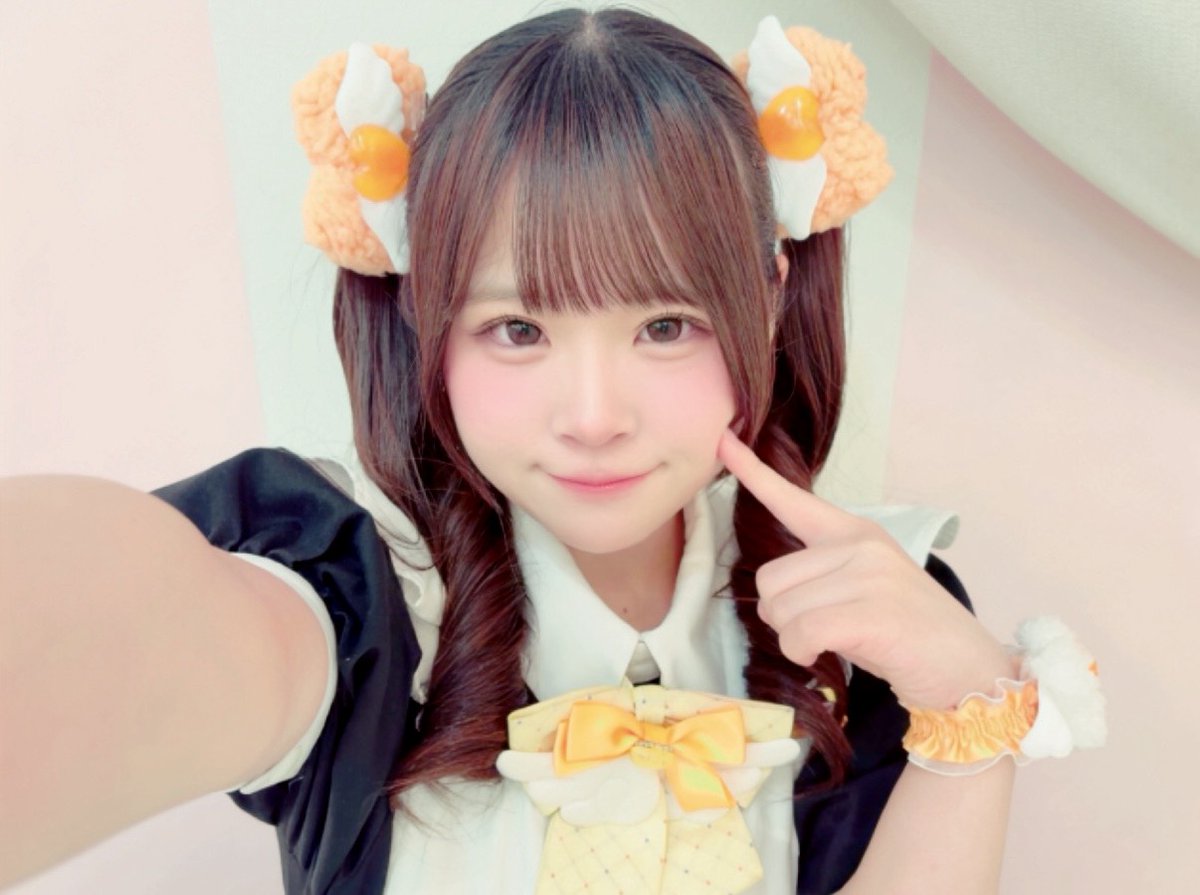 maidlita's tweet photo. ＃拡散希望

14年前、右も左も ＃メイド喫茶  の事が全く分からない私がどこで手に入れたやら💦?　気がつけば14年…

よろしければ  ｢おめでとう📢｣を言いに是非とも💞

6月30日(火)16時オープン

メイド長💛日月ゆる

お一人の方も初めての方お気軽にご帰宅御待ちしております🙇
＃石川県　＃金沢 https://t.co/MuF6MPxjNm
