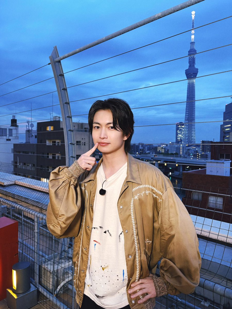 tsuna_staff's tweet photo. 明日（6月30日）11時55分〜放送
『 #ヒルナンデス ！』

#綱啓永 が出演いたします🌼

「浅草」で今ホットなランキング上位の
スポットをたくさん巡りました！🥇
ラン・キング長田さんのランキング情報は必見です👀

ぜひご覧ください！

#口に関するアンケート https://t.co/Tj8jMvU7vm
