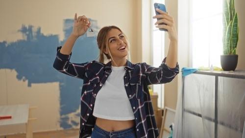 darrinboudreau's tweet photo. Despite a worsening home affordability crisis in the U.S., Americans still want to own a home. And they aren’t shy about exhausting all potential options to achieve the milestone. https://t.co/5tesYstAoW https://t.co/OpMZj1CQhf