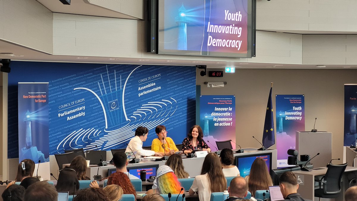 SM_Strasbourg's tweet photo. From 24–26 June, @coe hosted the Youth Event of the New Democratic Pact for Europe — a platform for advocacy and dialogue between young people, youth organisations, and public authorities. Ambassador Najmanová joined the forum and met with Czech youth representatives. 🇨🇿 🇪🇺 https://t.co/u0sB9lEmB2