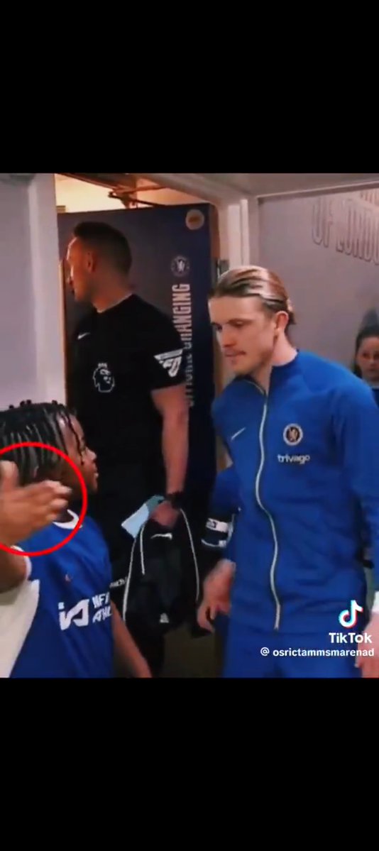 michael50533141's tweet photo. Nah man !!! Why the fook is this guy playing for my team #NoRoomForRacism https://t.co/biNgJ1MSWm