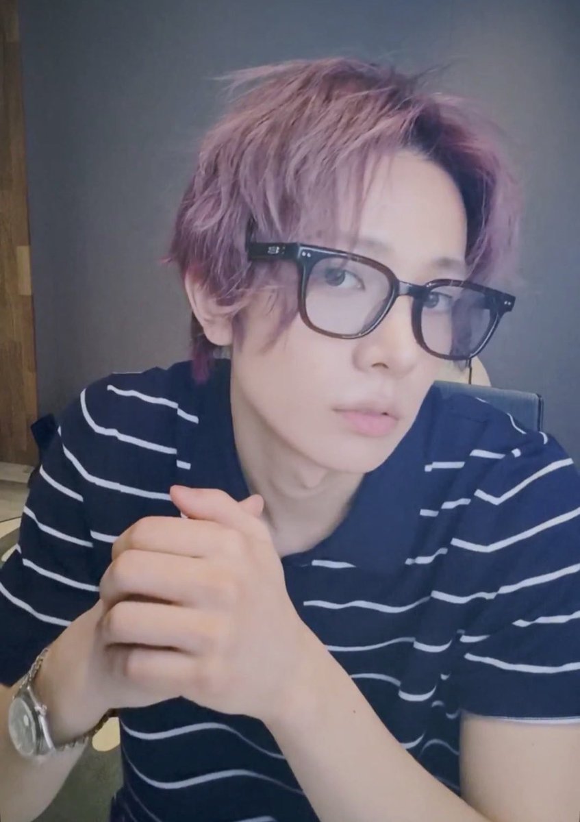 heesoojkitty's tweet photo. WHAT THE FUCKK???!!!?????!!?!??!!! https://t.co/He46pe652M