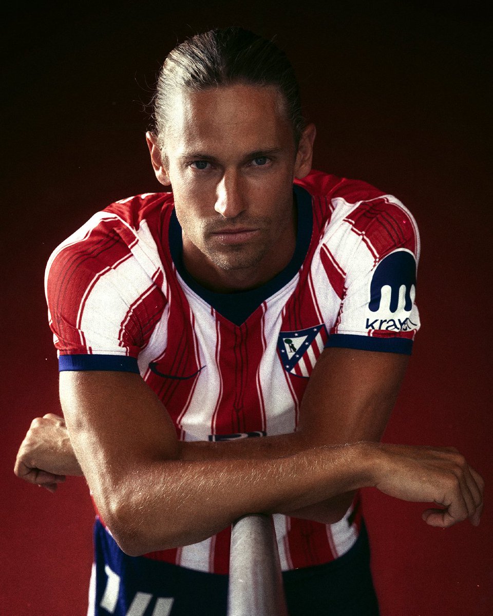 Atleti's tweet photo. 𝕀ℝ𝕆ℕ 𝕄𝔸ℕ ❤️🤍 https://t.co/j8bznj7dl0
