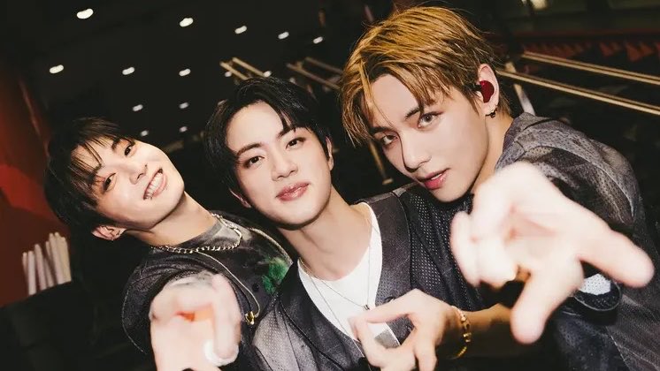 euphorikth's tweet photo. jin and his little ones since day one 🥹 https://t.co/uji5qpmwRV