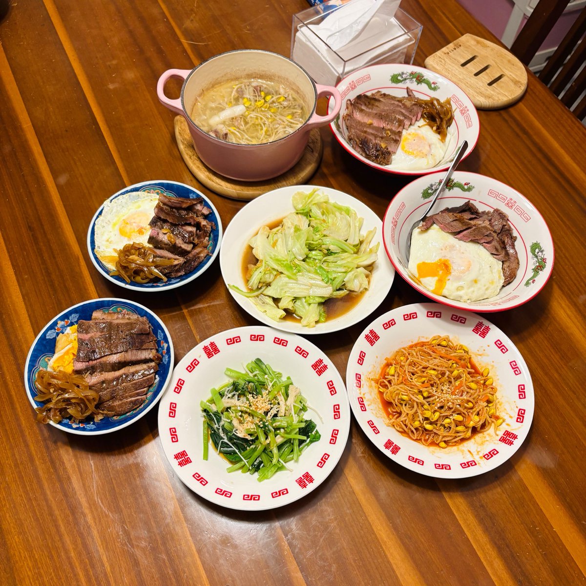 HelloJen98's tweet photo. 今天的晚餐
好好吃飯

今日の夕食です　

#おうちごはん　#料理記録
#好好吃飯 #牛肉 https://t.co/wchKj0yoFD