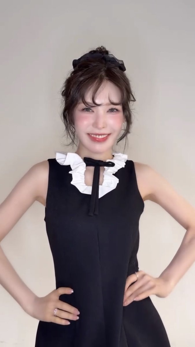 mywanandtheonly's tweet photo. get you a girl who can do both…ethereal elegance and playful charm ☺️ https://t.co/Or16d2YM8t