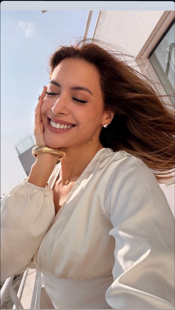 kcamy_ok's tweet photo. Esa Sonrisa😍 Que tengas un buen inicio de semana Bonita 🫰🏻✨ Disfruta Mucho 💖❤️‍🔥 @mmilettfigueroa 💕 https://t.co/ILBy6evQ4M