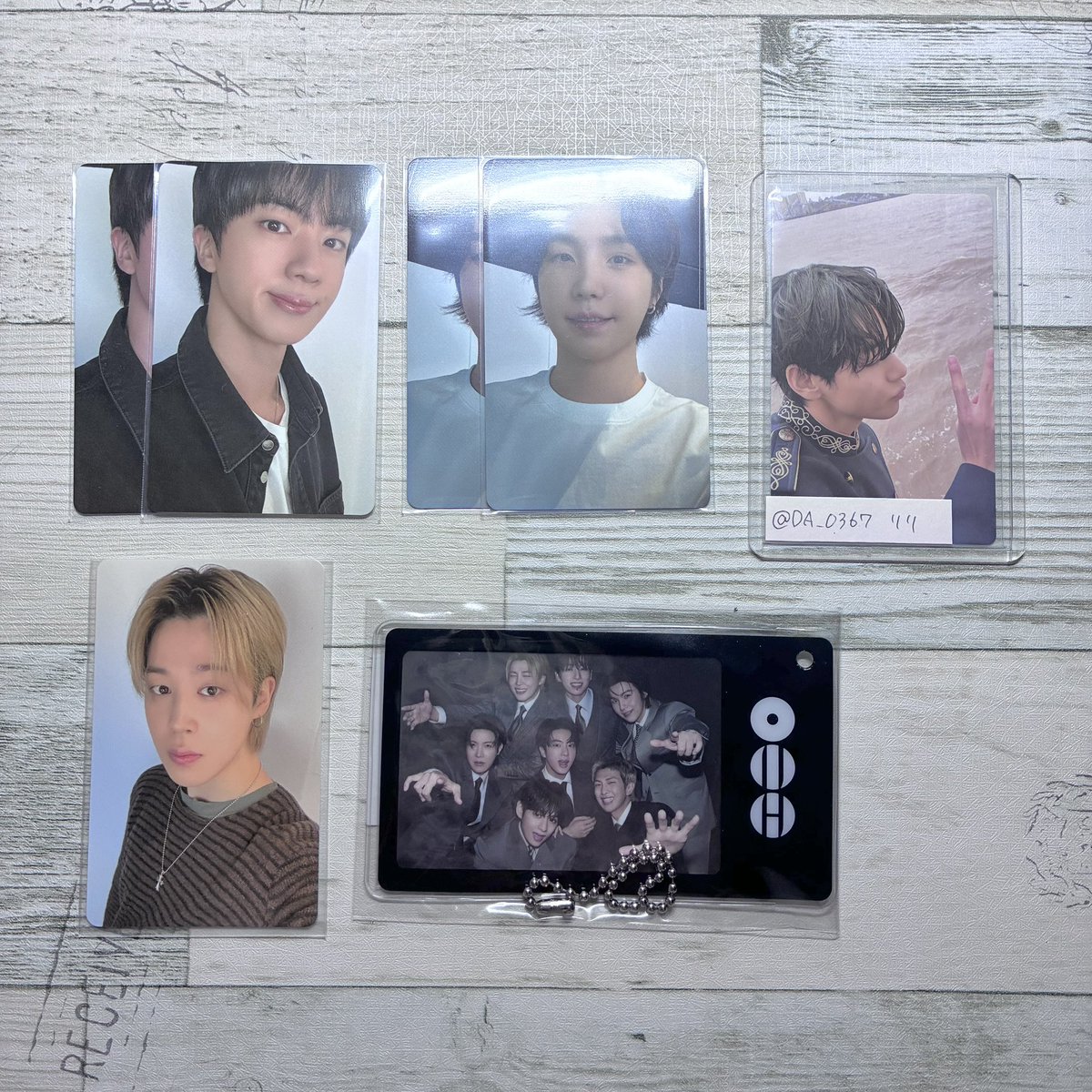 TH_km30's tweet photo. 【 買取 譲渡 】 BTS ARIRANG アリラン トレカ

譲 ⌇ ナム ジン ユンギ ジミン テテ オール （無記載各1）

求 ⌇ 3枚目 テテ または 買取

3枚〜、2枚目は1:1不可
⚠️初回ツイフィ必読
お気軽にお声掛けください🌷
 #BTS交換 #BTSトレカ交換 https://t.co/kDYDKenEsM