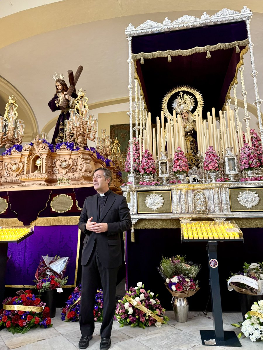 HdaddelSilencio's tweet photo. NOMBRAMIENTOS

Con gran alegría nuestro párroco y director espiritual, el Rvdo. Sr. D. Antonio Jesús Jaén Rojas, nos anunciaba en la misa dominical de ayer que continuará desarrollando su ministerio pastoral es nuestra parroquia de San Nicolás de Bari. https://t.co/n8ZhkTvu1l