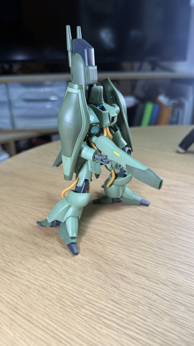 sky_kid22's tweet photo. アクションベース買わないと浮かせられない！
まずはガザC完成しました！
次はハイザック。 https://t.co/Jjcec9s4pe