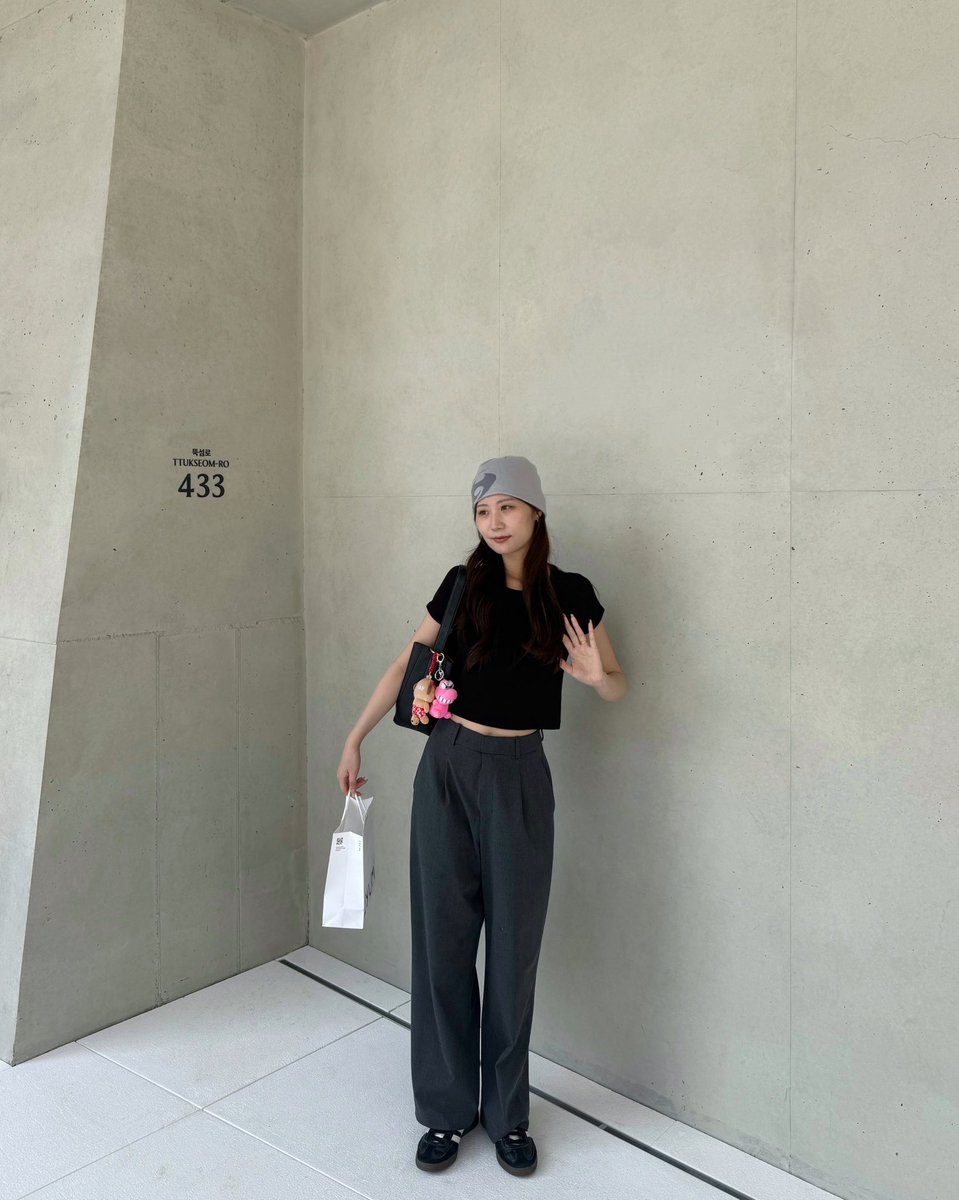 cainai__'s tweet photo. 韓国でのわたし服~~ 🇰🇷✨❤️ https://t.co/fkc6dNX55b