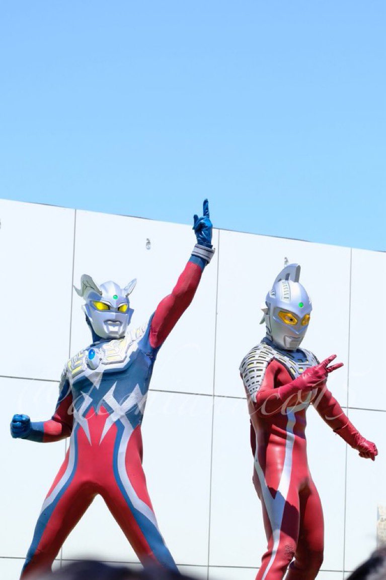 dechianaco15's tweet photo. #2026年自分が選ぶ今年上半期の4枚 
ブルとロッソと千晶とメロス
4万年の親子とパン屋のゼロ https://t.co/CsTq22DT9w