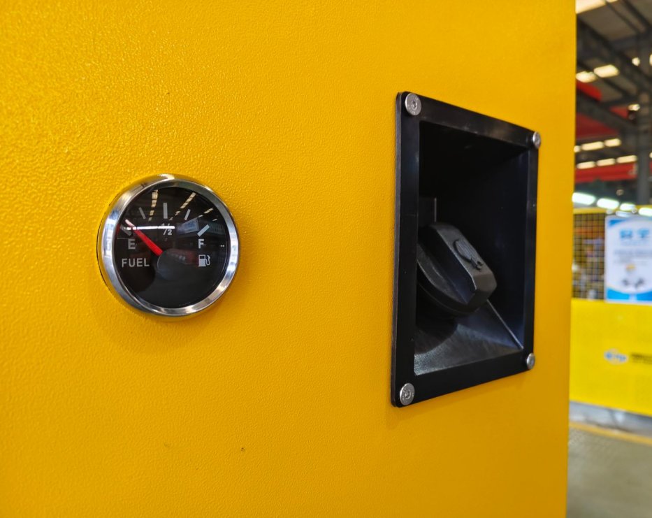 LeitengPower's tweet photo. ๐ก Easy maintenance meets quiet performance. Leiteng's single-side open soundproof generator is built for reliable industrial & standby power.
๐ฉ lucydou52@gmail.com
#weifangleiteng #silentgenerator #dieselgenerator #industrialpower #powergeneration #backupgenerator #engineering https://t.co/GbJeeSXhnm