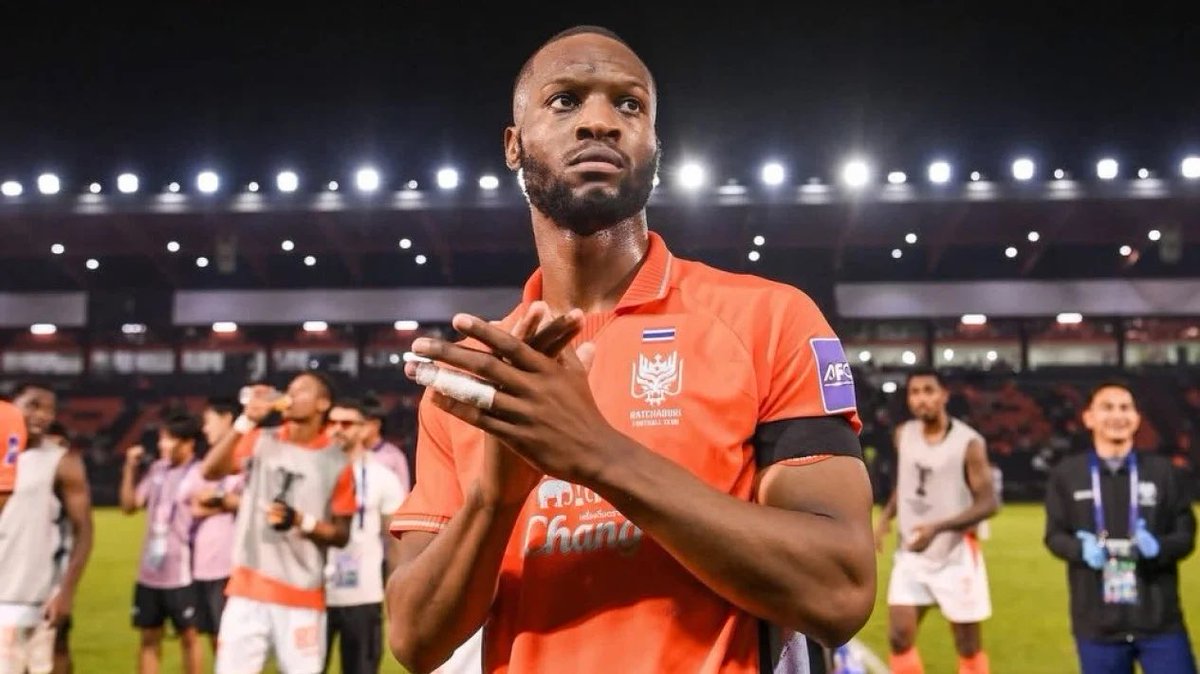 bobotohkopites_'s tweet photo. 🚨 Wilujeng Sumping, Gabriel Mutombo Kupa! 🇫🇷🔵

Persib resmi memperkuat lini belakang dengan mendatangkan bek asal Prancis, Gabriel Mutombo. Musim lalu, ia bahkan sempat mencetak gol ke gawang Persib saat masih membela Ratchaburi.

📊 Stats Mutombo (seluruh kompetisi) :
 🏟️ 34 laga ⚽️ 2 gol 💪 34 tekel 🛡️ 43 intersep