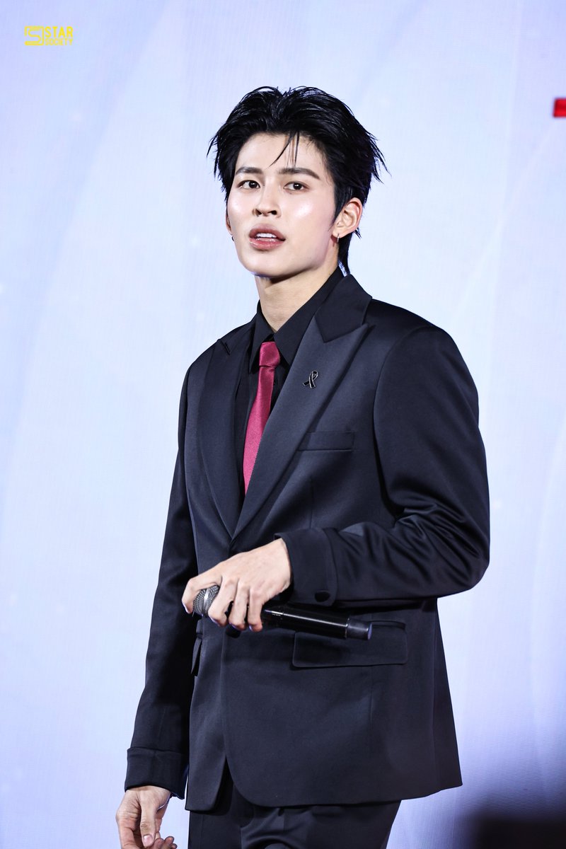 STAR SOCIETY tweet media
