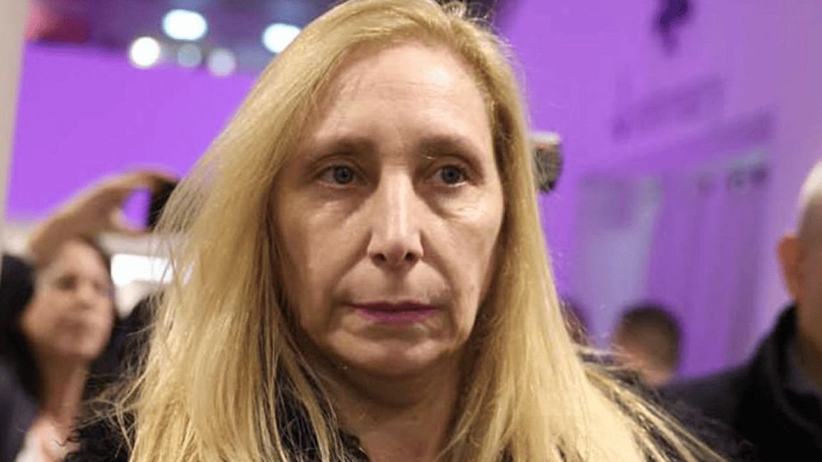 drjorgerachid's tweet photo. VOS LA VOTASTE?

DESIGNA MINISTROS

ECHA FUNCIONARIOS

ARREGLA LEYES CON LOS MENEM 

REARMADO LIBERTARIO ES ELLA

KARINA MILEI reúne a diputados/senadores de LLA Reordenar la agenda legislativa tras la renuncia de ADORNI
Convocó a TODOS a la Casa Rosada a definir las prioridades https://t.co/mHnFMeD0FN