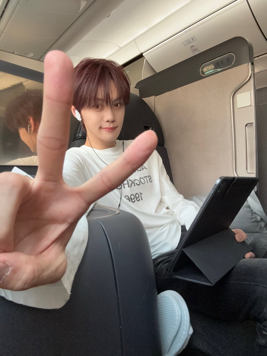 M1tzzze's tweet photo. 너무 귀여워…입덕 https://t.co/fJezfJ6IRe