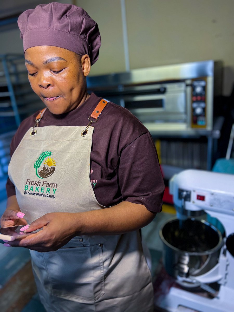FreshFarmSA's tweet photo. The aroma of fresh baked is more than a fragrance, its the scent of discipline, dedication and consistency. #bakery #bakerybusiness #scones #biscuits #cookies https://t.co/MYeHjBrFe5