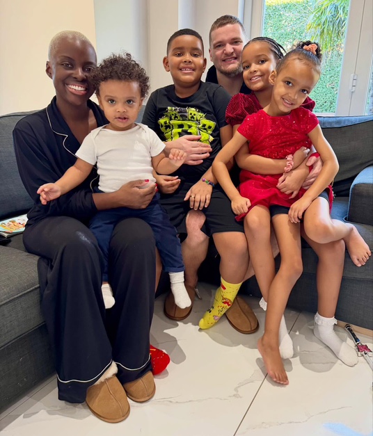 samuel_leeds's tweet photo. People say, “I’ll have kids when I’m ready.”

But you’re never really ready.

You’ll never have a child and regret it.

Kids are a blessing.

People say, “They’re expensive.”

But what’s the real cost?

Baby food? Nappies?

It’s negligible compared to what they give you.

Having kids gives you a deeper reason to win.

When you’ve got a family to protect and provide for, it gives you an extra level of hunger.

It makes you more focused.

It makes you more serious.

It makes you grow up.

So stop thinking children are a burden.

They’re not.

They’re a blessing.

And for me, having a family made me want to become more successful, not less.