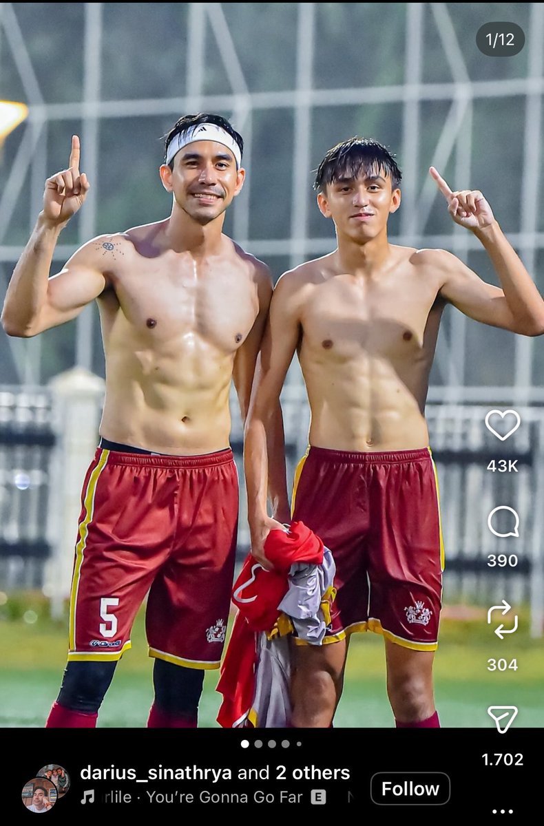 nasicampurjkt's tweet photo. bjir DARIUS AND HIS SON??? lebih mirip abang adekk alias DARIUS MENOLAK TUAAA https://t.co/W7T03tfSlh