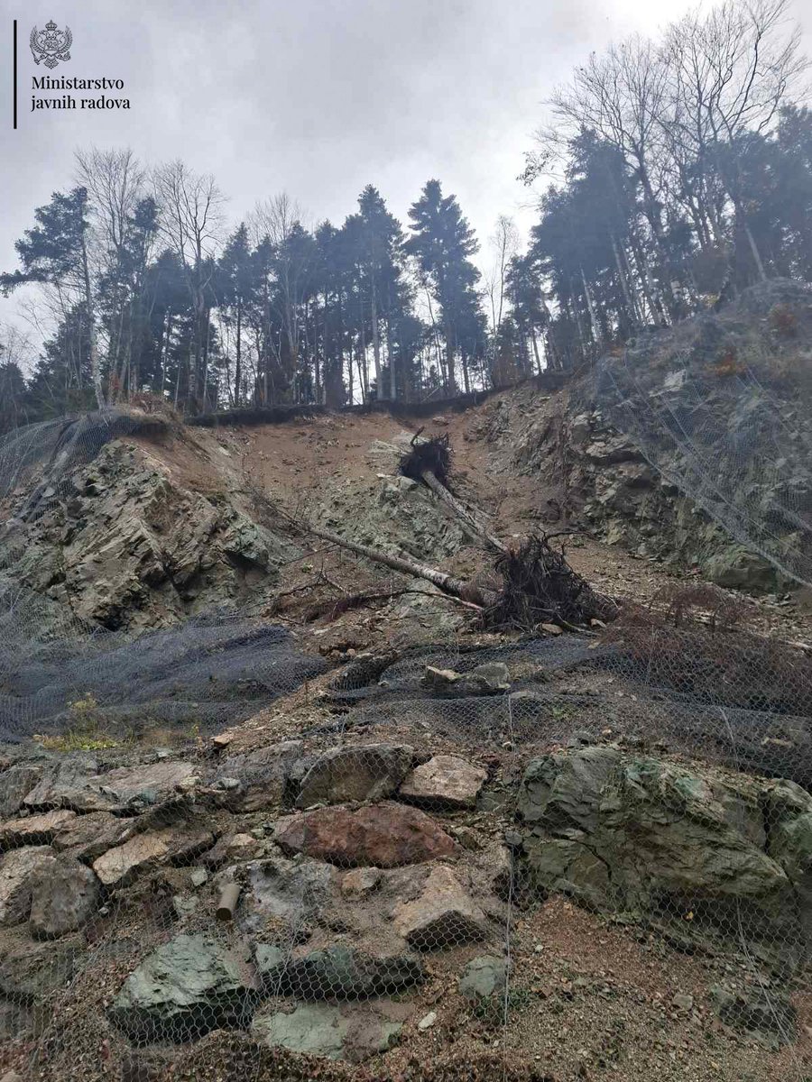 mjr_cg's tweet photo. Na inicijativu Ministarstva javnih radova, Vlada Crne Gore usvojila je Informaciju o potrebi rekonstrukcije lokalnog puta Mojkovac–Vragodo, jednog od ključnih pristupnih pravaca prema skijalištu „Žarski“ i području Bjelasice. https://t.co/i24CerUKWZ