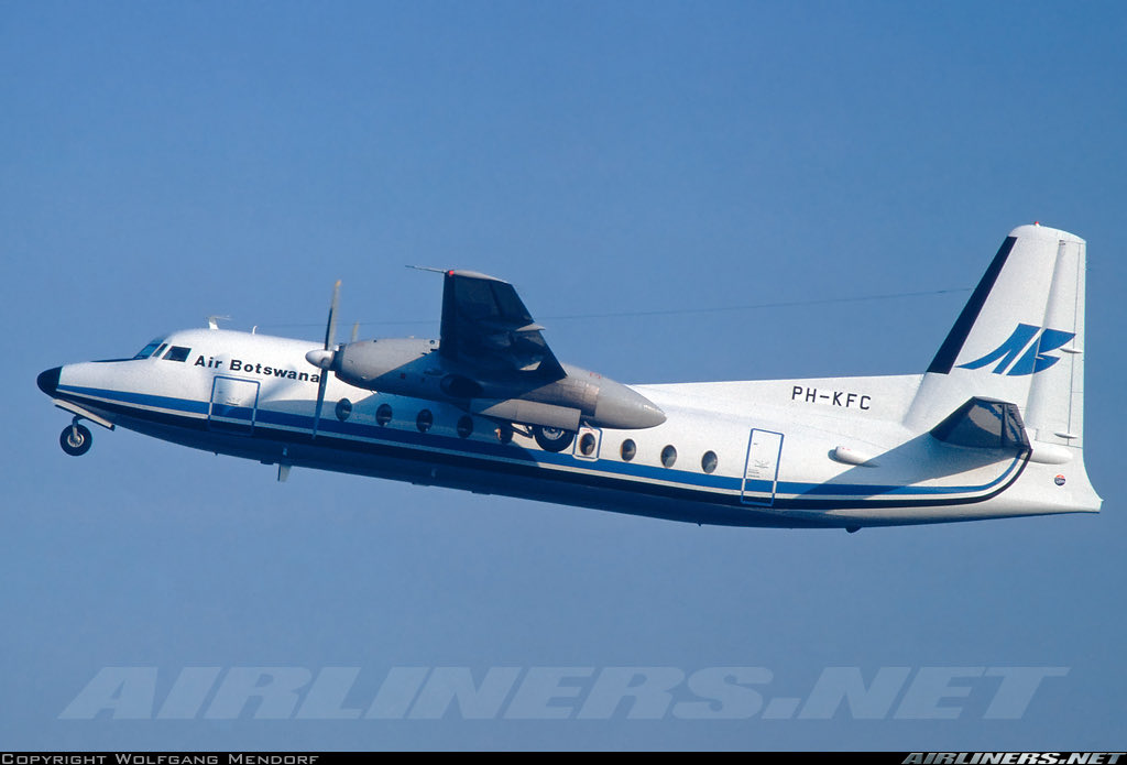 n194at's tweet photo. Air Botswana
Fokker F-27-200 Friendship PH-KFC
AMS/EHAM Amsterdam Airport Schiphol  
Date: 1981
Photo credit Wolfgang Mendorf 
#AvGeek #Airline #Aviation #AvGeeks #Fokker #F27 #AMS #Amsterdam @Schiphol #AirBotswana 🇧🇼 https://t.co/teCBlA26vq