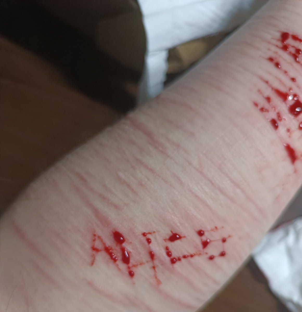 Alics444's tweet photo. https://t.co/ccGKVkTIck