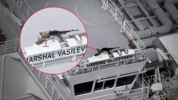 nexta_tv's tweet photo. 😡 Russia has started arming its tankers to deter NATO countries from boarding them

Two mounted guns have been spotted on the bridge of the Marshal Vasilevsky, one of Russia's key LNG carriers, The Times reports. Experts believe they were installed to defend against drones and possible boarding attempts.

"This is a warning to NATO: don't try to board our ships, or it could trigger a war," said Patrick Bolder, a defense expert at The Hague Centre for Strategic Studies.

According to an intelligence source, if reports that vessels in Russia's "shadow fleet" are armed prove true, European countries are unlikely to risk boarding operations. The Times suggests this is exactly the effect Moscow is seeking.

Last week, France seized a tanker from Russia's "shadow fleet."