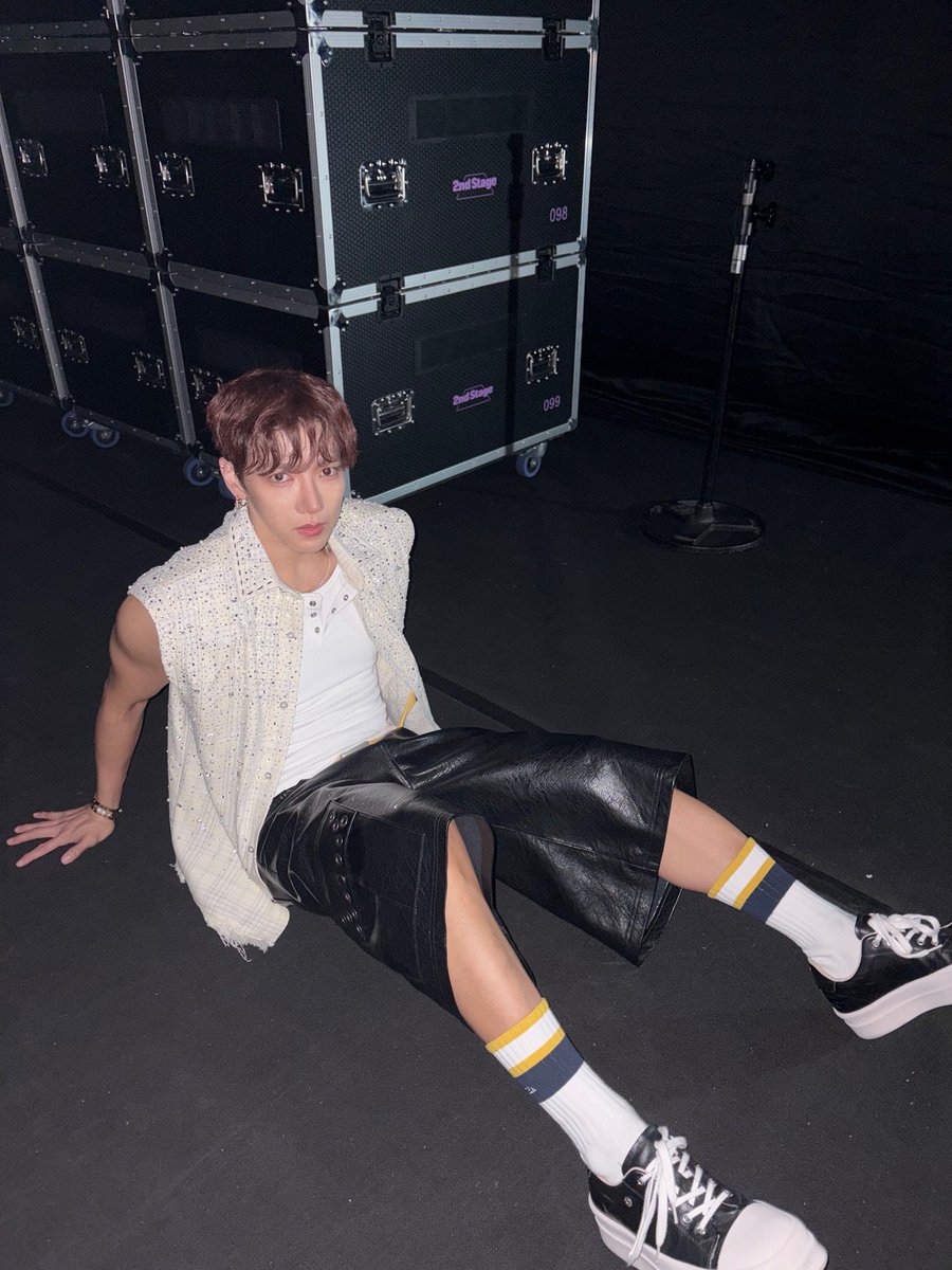 Moon_rabbit0115's tweet photo. 2026.06.29 민준이 인스타 1
#준케이 #JUN_K #투피엠 #2PM https://t.co/I8bnIvK35N