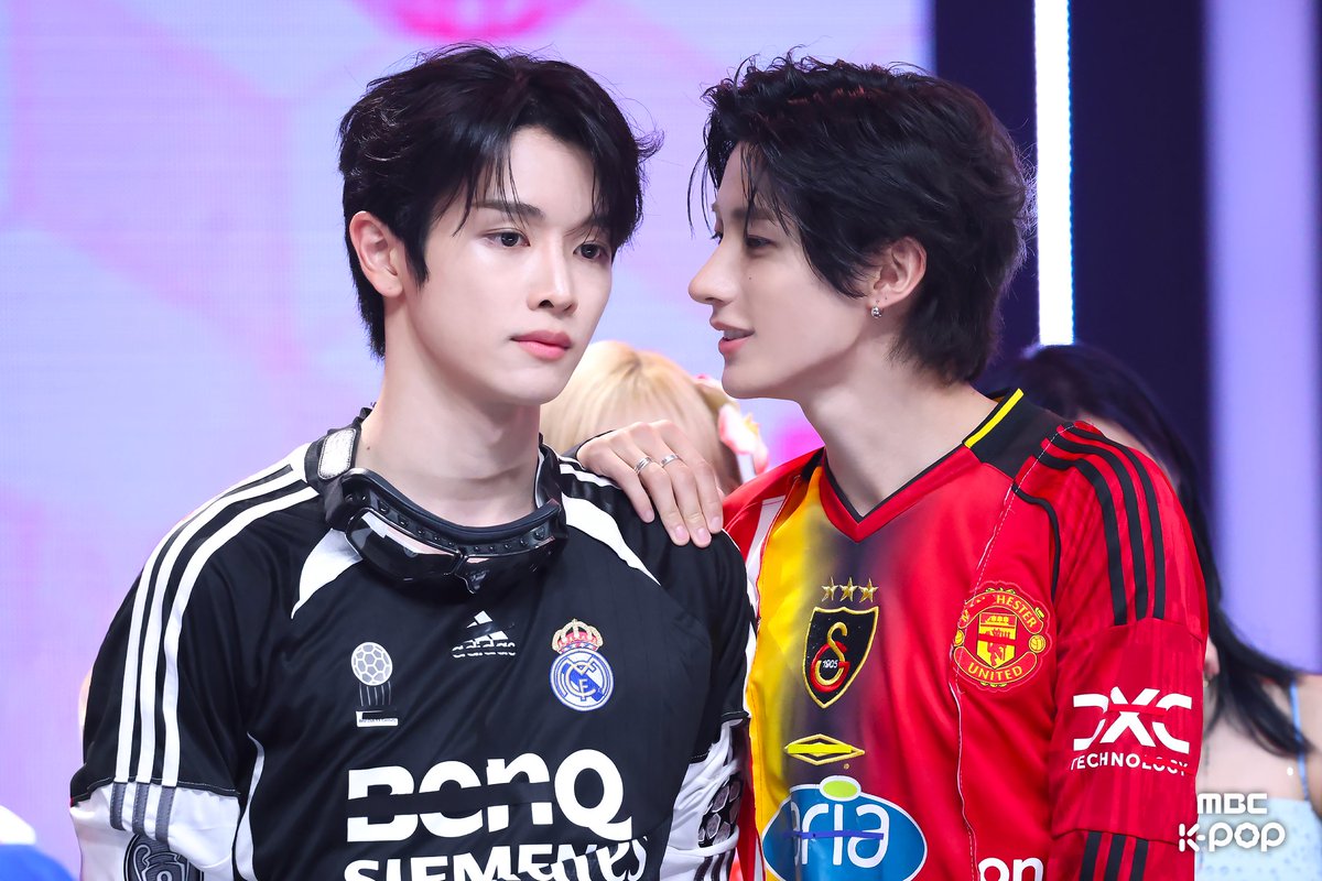 SCXCY14's tweet photo. 이 섹텐터지는 사진은 뭐람😳 https://t.co/EbSjIXdvxP