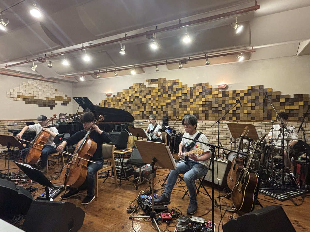 HirokiKashiwagi's tweet photo. 7/4の
ツルハグループ✖️P&amp;G presents
Made  in  musicasa2026の最終リハーサルでした。今年も大好きな
仲間とこのコンサートが出来る喜びと、ありがたいなぁという思いで
いっぱいです。楽しくなりそうですので乞うご期待😊です！
#光田健一
#天野清継
#コモブチキイチロウ
#伊藤ハルトシ
#齋藤たかし https://t.co/GfMtmTMo3C