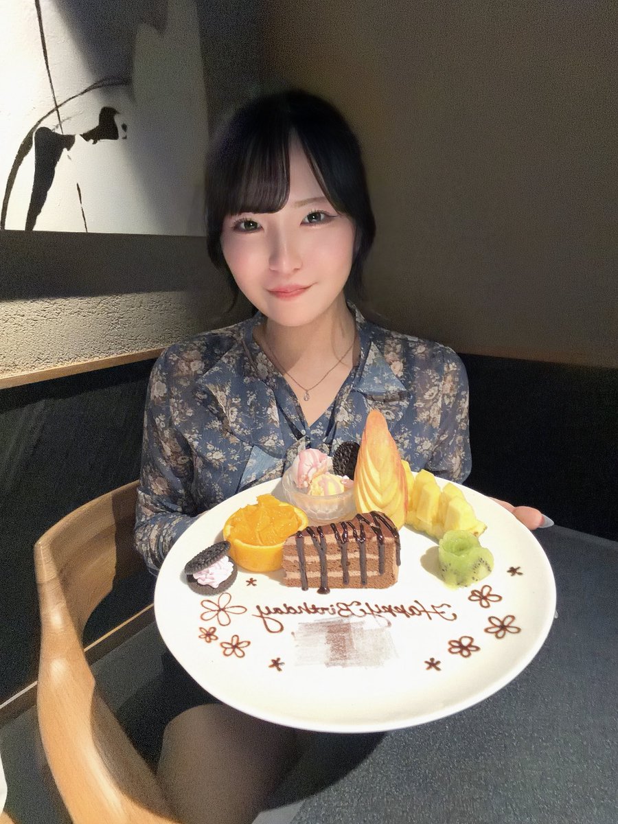 o_nakasulta's tweet photo. 22歳になりました(ᴖ ̫ᴖ  )💕💕ニャンニャン https://t.co/aBaqLjL684