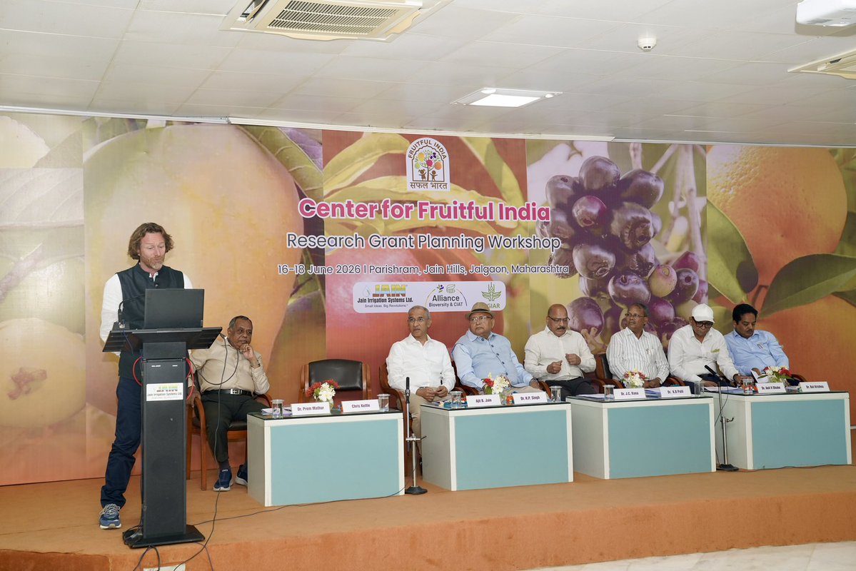 JainIrrigation's tweet photo. The future of agriculture is built when knowledge, innovation, and purpose come together.

Jain Irrigation proudly welcomed the Centre for Fruitful India (CFI) Research Grant Planning Workshop, where researchers, development partners, and industry leaders came together with a shared commitment—to make nutritious fruits more accessible while creating climate-resilient farming systems for generations to come.

Over three enriching days, ideas evolved into action, focusing on quality planting material, water-efficient cultivation, indigenous fruit crops, and science-backed solutions that can transform the lives of farmers and underserved communities across India.

As partners explored Jain Irrigation’s advanced Tissue Culture facilities and integrated agricultural ecosystem, the conversations reinforced a simple yet powerful belief: meaningful change begins with strong partnerships and reaches its full potential through innovation.

At Jain Irrigation, we remain committed to empowering farmers with technologies that conserve resources, strengthen livelihoods, and help build a healthier, more sustainable future.🌱