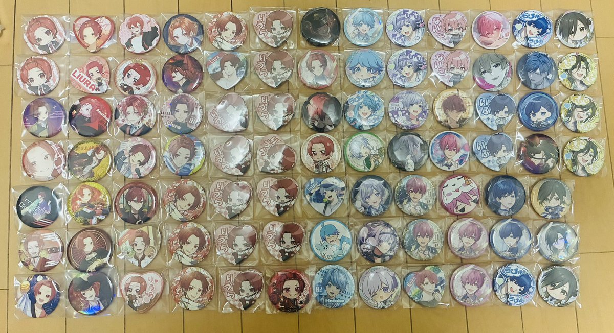 r_042_2's tweet photo. いれいすグッズ買取
譲)画像のもの
求）買取
定価以下可能

 #いれいすグッズ交換
 #いれいすグッズ譲渡
 #いれいすグッズ買取 https://t.co/sLEiSOPjCT