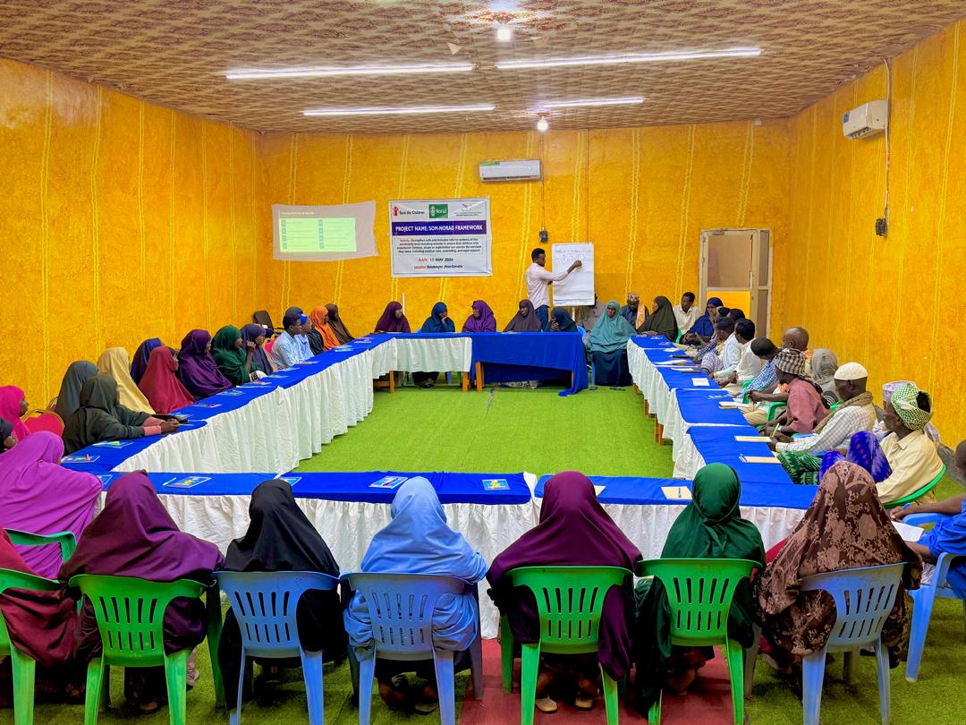 somalipeaceline's tweet photo. As part of the #NORADProject, SPL held training in Beledweyne to strengthen community referral systems enhancing access to medical, psychosocial &amp; legal support for children facing violence, abuse, or exploitation. @noradno @SaveChildrenSO #ChildProtection #SPL https://t.co/PbdxYUJElK