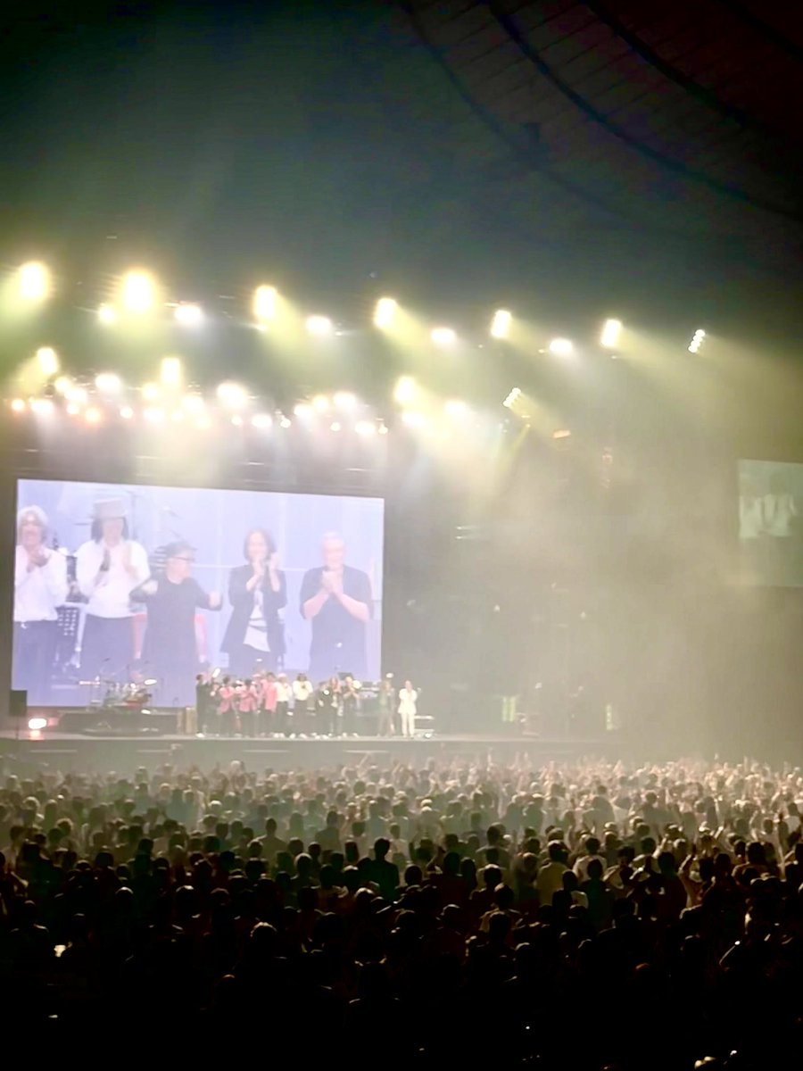 istevejansen's tweet photo. It was fun to play with YT Session at World Happiness 2026 https://t.co/jlbUKKwVsd
