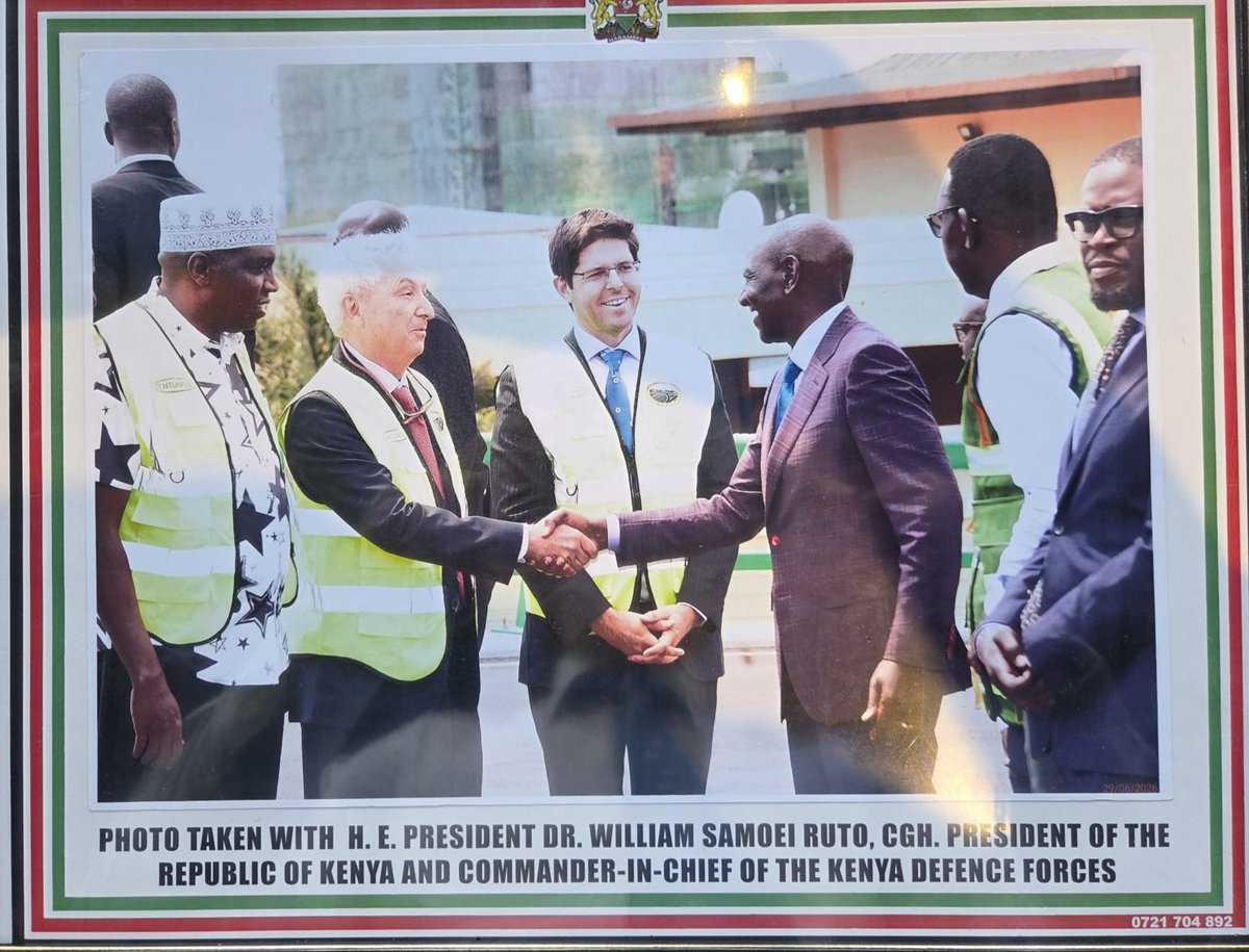 EmbEspKenia's tweet photo. Together with HE President William Ruto I inaugurated the Ngong Road–Naivasha Rd. This project has been executed by the Spanish company Centunion with funding from the Spanish government. This infrastructure project aims to eliminate heavy traffic congestion in southwest Nairobi https://t.co/719VG4sBwo