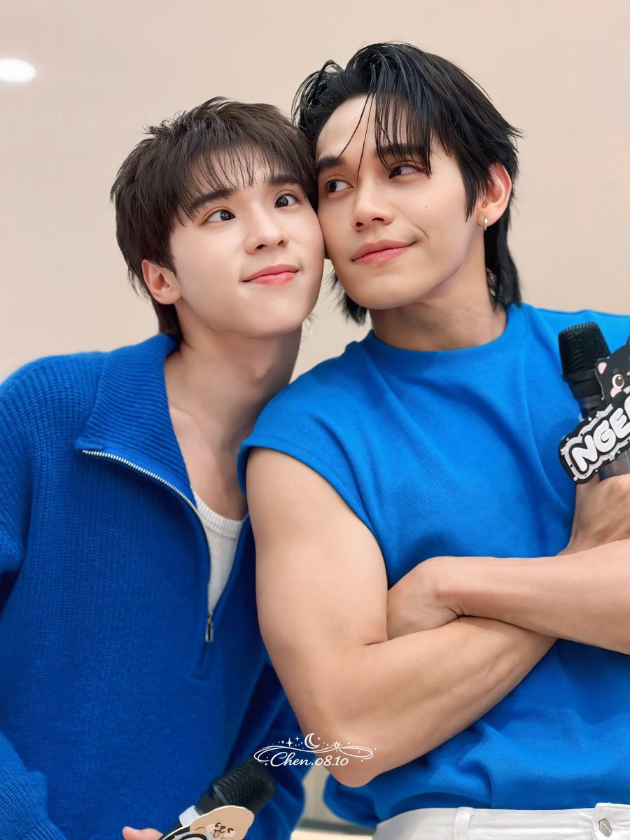 CHEN_o8_1o's tweet photo. ในฐานะ Sugar หนูมีความสุขมาก 🍬🥹
@legendngern @oattrttt 𓂃⟡ ‧˖˚

NGERNOAT X TOPS OF BEAUTY

#SparkleXNgernOat
#TOPSOfBeautyByLOOKS2026
#ngernnn #ngernoat #oattrttt https://t.co/snQeWXX7jl