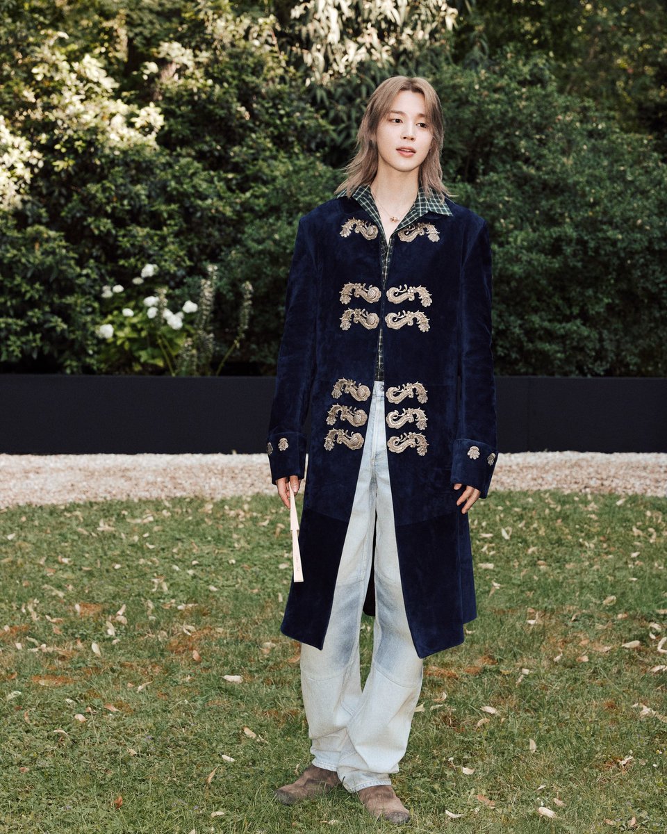 ALLFORJIMIN_KOR's tweet photo. Instagram @ ellekorea
🔗 https://t.co/VO434QNZea

#JIMINxDior 
#JIMINxDiorSS27
#DiorSummer27 #PFW
@Dior https://t.co/moeFUQtuTt