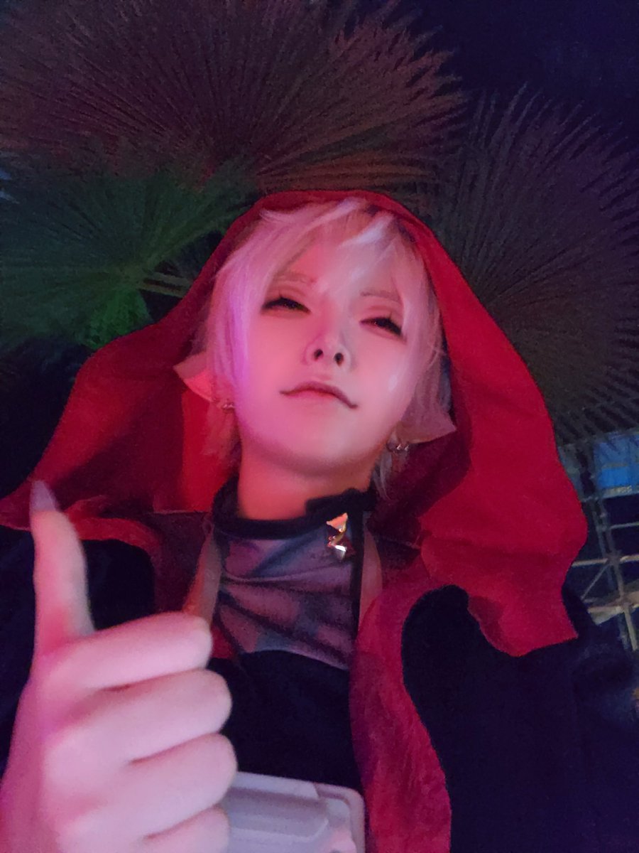cosplaydragon4's tweet photo. 근데 궁금하긴함
제 첫인상/현인상 어떤가요
다르다는 평이 많아서 https://t.co/JVjaAyw8w3