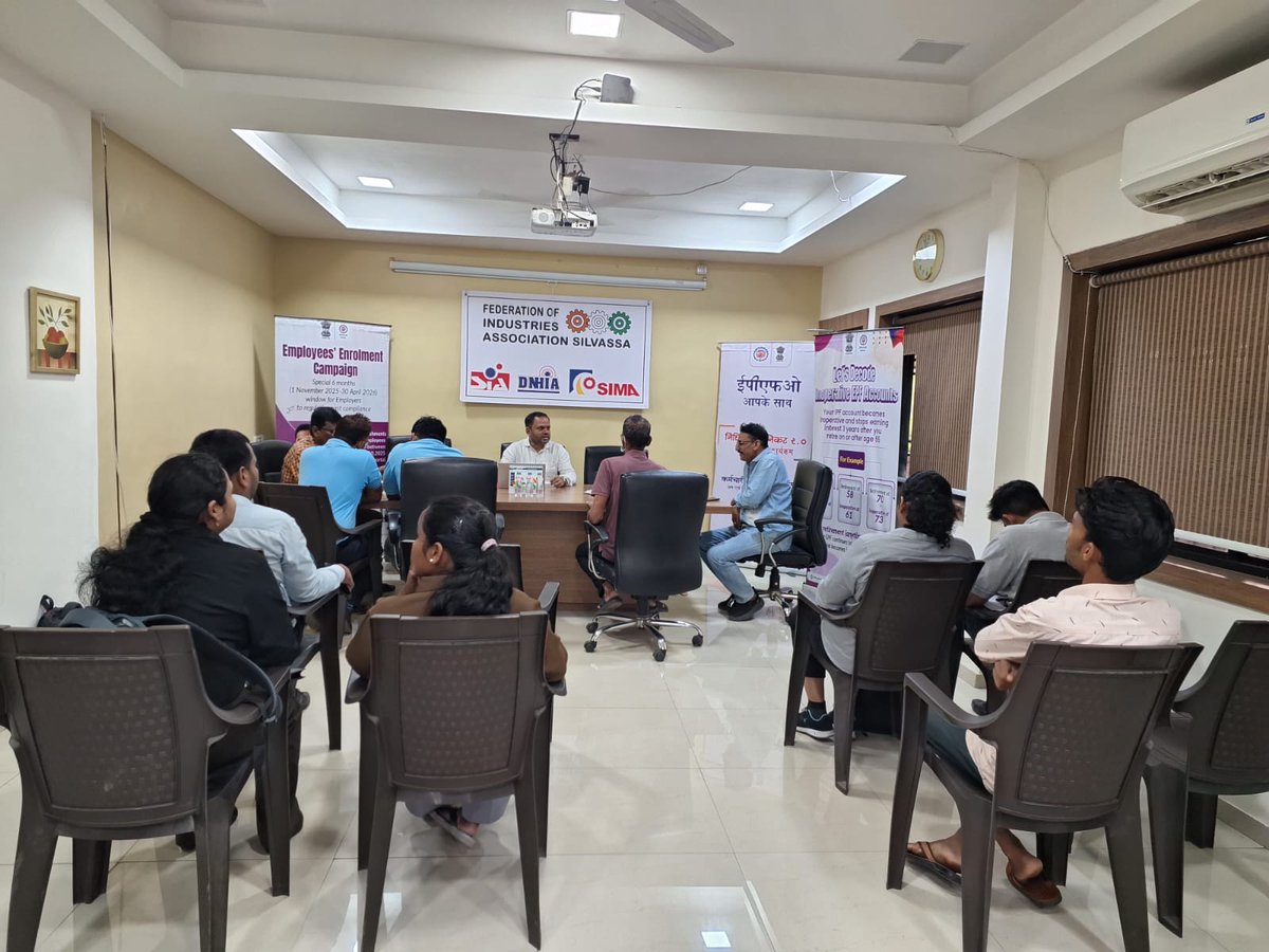 epfovapi's tweet photo. Glimpses of “Nidhi Aapke Nikat 2.0” program conducted by Regional Office, Vapi, in Dadra & Nagar Haveli, Valsad, Daman, and Dang districts under its jurisdiction on 29.06.2026. #EPFOwithYou #EPFO #EPF #HumHainNa #EPFIndia #UAN #NidhiAapkeNikat https://t.co/0TkNJRwFDq