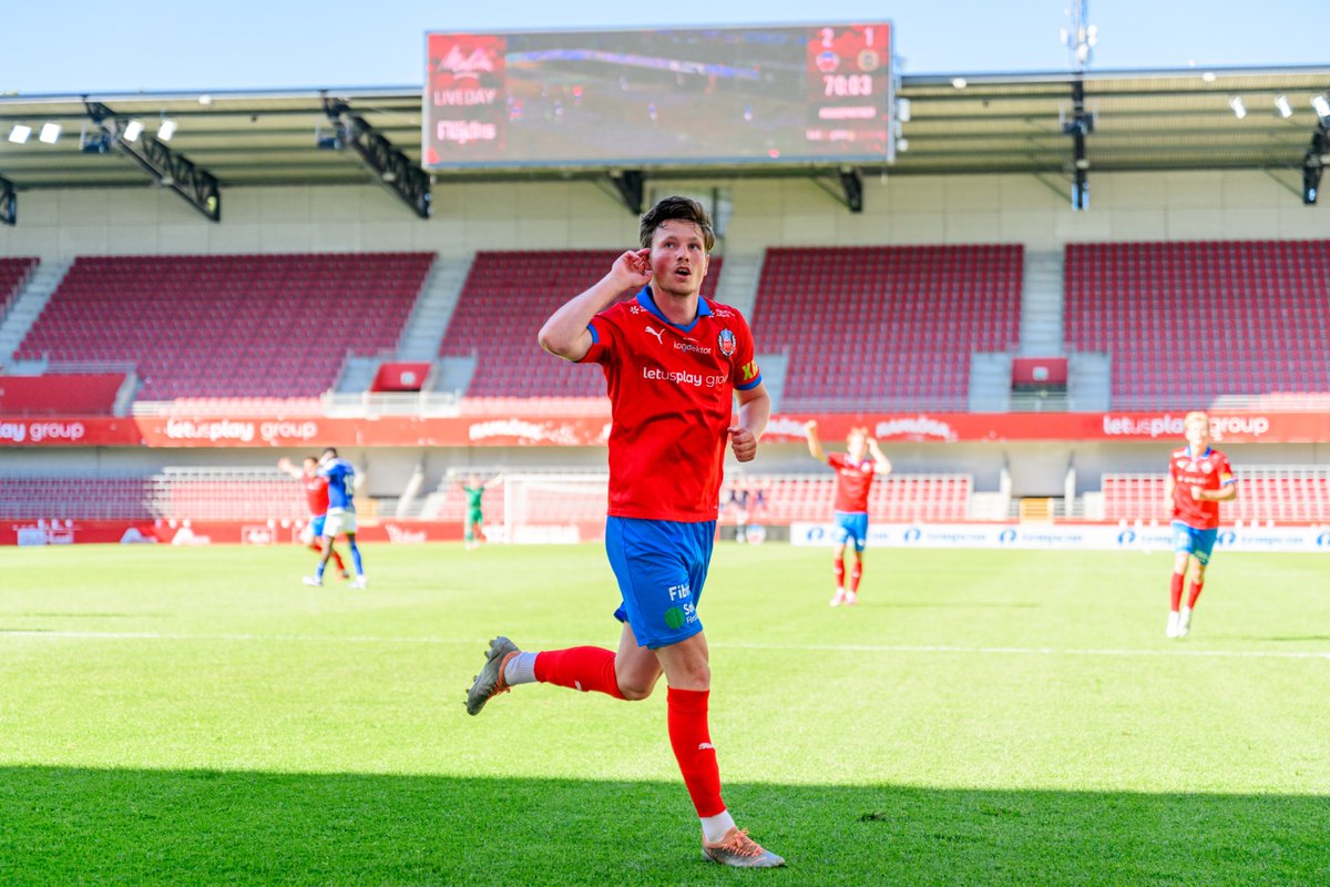 HelsingborgsIF's tweet photo. 10 poäng (3 mål + 7 assist) på 14 matcher. Vilken vårsäsong av Max Svensson 👊 https://t.co/OcnJReMYIX