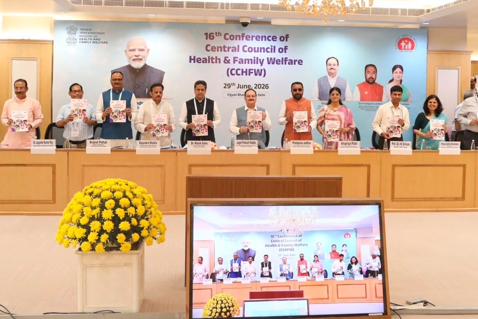 MoHFW_INDIA's tweet photo. #HealthForAll

Union Health Minister Shri @JPNadda Releases Anemia Mukt Bharat Abhiyaan Operational Guidelines during the 16th CCHFW Meeting

Anemia Mukt Bharat Transitions to Anemia Mukt Bharat Abhiyaan, Evolving Beyond Supplementation to Include Testing, Therapeutic Management, Eating Right and Community Involvement through 'Jan Chetna'

Revised Framework Marks Transition from Prophylactic Care to Therapeutic Care in Anemia Management

Anemia Mukt Bharat Abhiyaan Expands to 7x7x7 Framework with Inclusion of Low Birth Weight Babies as New Beneficiary Group and Addition of New Intervention and Institutional Mechanism

Anemia Mukt Bharat Abhiyaan Adopts T4 Strategy—Test, Treat, Talk and Track—to Strengthen Screening, Follow-up and Continuum of Care

Revised Guidelines Establish Unified Anemia Mukt Bharat Abhiyaan Portal for Digital Tracking, Analysis and Planning of Anemia Services

https://t.co/b1AD33GTkt