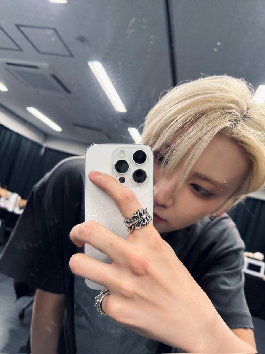 yumaaaaaaa27's tweet photo. 260629 위버스 포스트 

こーべ

 #andTEAM #앤팀 #YUMA #유마 #ユウマ https://t.co/kaFqmZGDd3