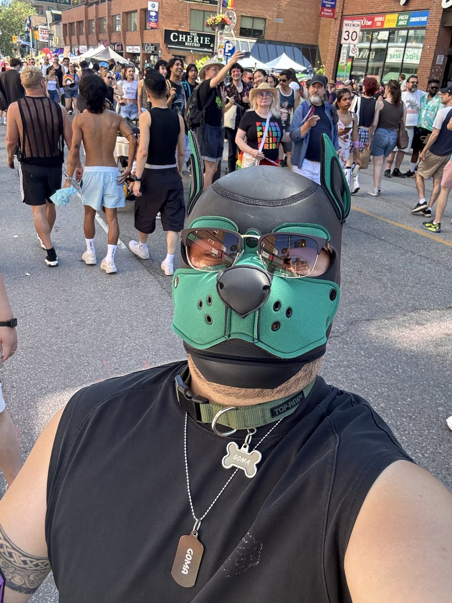 Zddn226533's tweet photo. Happy pride month Toronto 

#pride #toronto #pridematch https://t.co/rrwVdeQQ9k